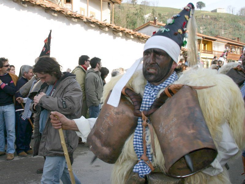 Carnaval de la Vijanera de Silió 2014, el primero del año de Europa