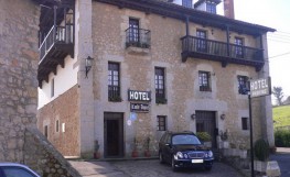 Hotel Conde Duque ( Santillana )