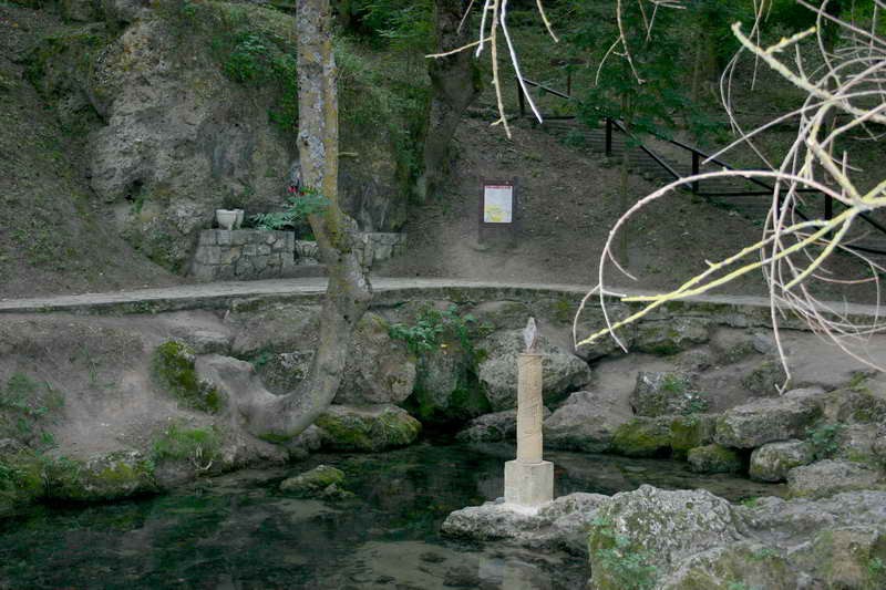 Nacimiento del Ebro en Fontibre cantabriarural