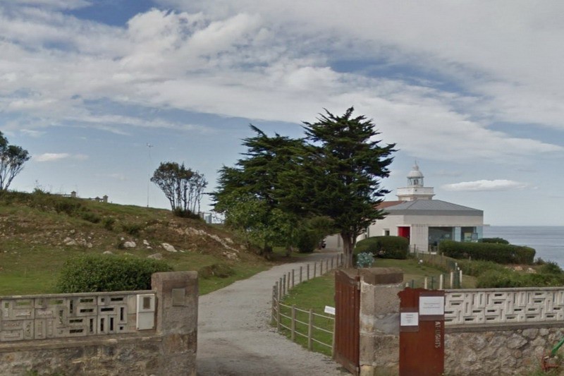 Centro de Interpretación del Parque Natural de Oyambre Faro de San Vicente sede del Centro  Cantabria Cantabriarural