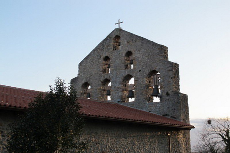 Ermita de San Martin y Santa Catalina de Laredo CantabriaDetalle de la Espadaña  Cantabriarural