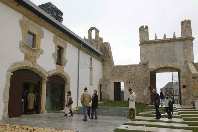 Palacio de Riva Herrera patio central Cantabria Cantabriarural