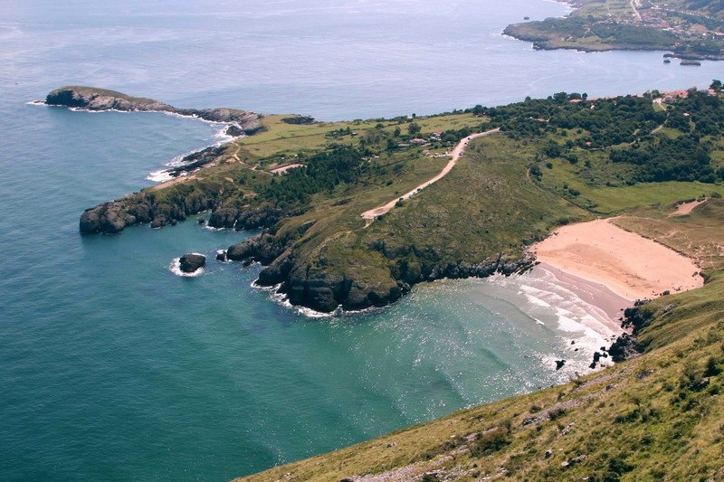Playa del Arenal Sonabia Liendo Cantabria Cantabriarural