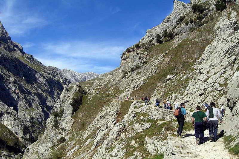 Senderismo en Liébana Picos de Europa Subida a Tresviso Cantabria Cantabriarural