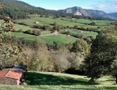 Subida al Campo de la Cruz desde Coo Cantabria Cantabriarural