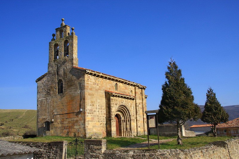 iglesia romanica de San Andres de Rioseco Vsita general Cantabria Cantabriarural
