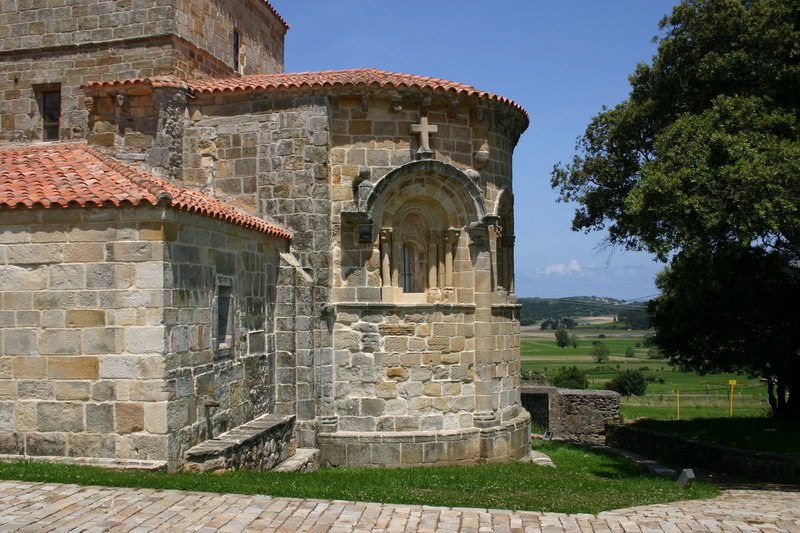 Iglesia de Santa Maria de Bareyo Cantabria