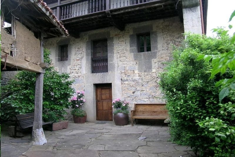 Apartamentos rurales Olmares Apartamentos rurales en Basieda Pesaguero (Cantabria)