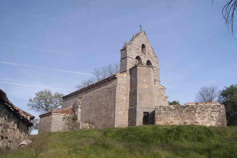 Iglesia de San Andrés de Valdelomar (Valderredible) Cantabria
