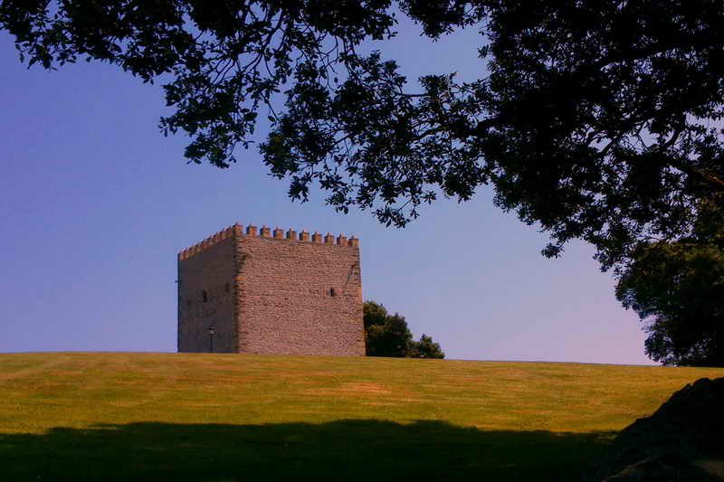 Torre de Cabrahigo en Arnuero (Cantabria)