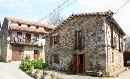 Casa Rural la Lastra ( Pámanes )